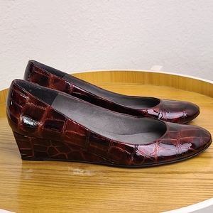 Stuart Weitzman Brown Embossed Leather Wedges